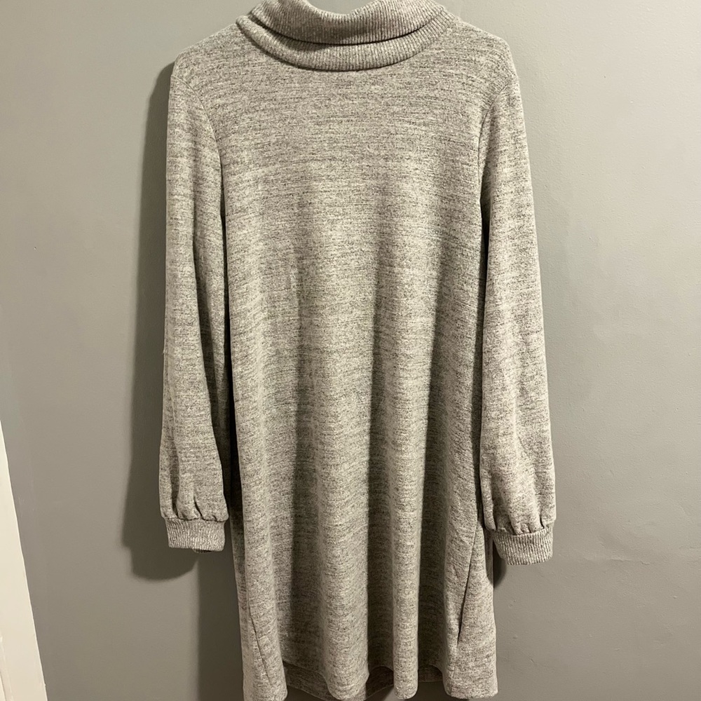 goes great with knee or thigh high boots;)